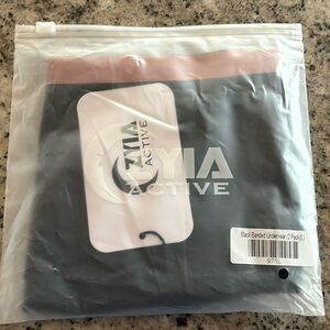 NWT Zyia Active Black Banded Underwear 2pc Seamless Large L